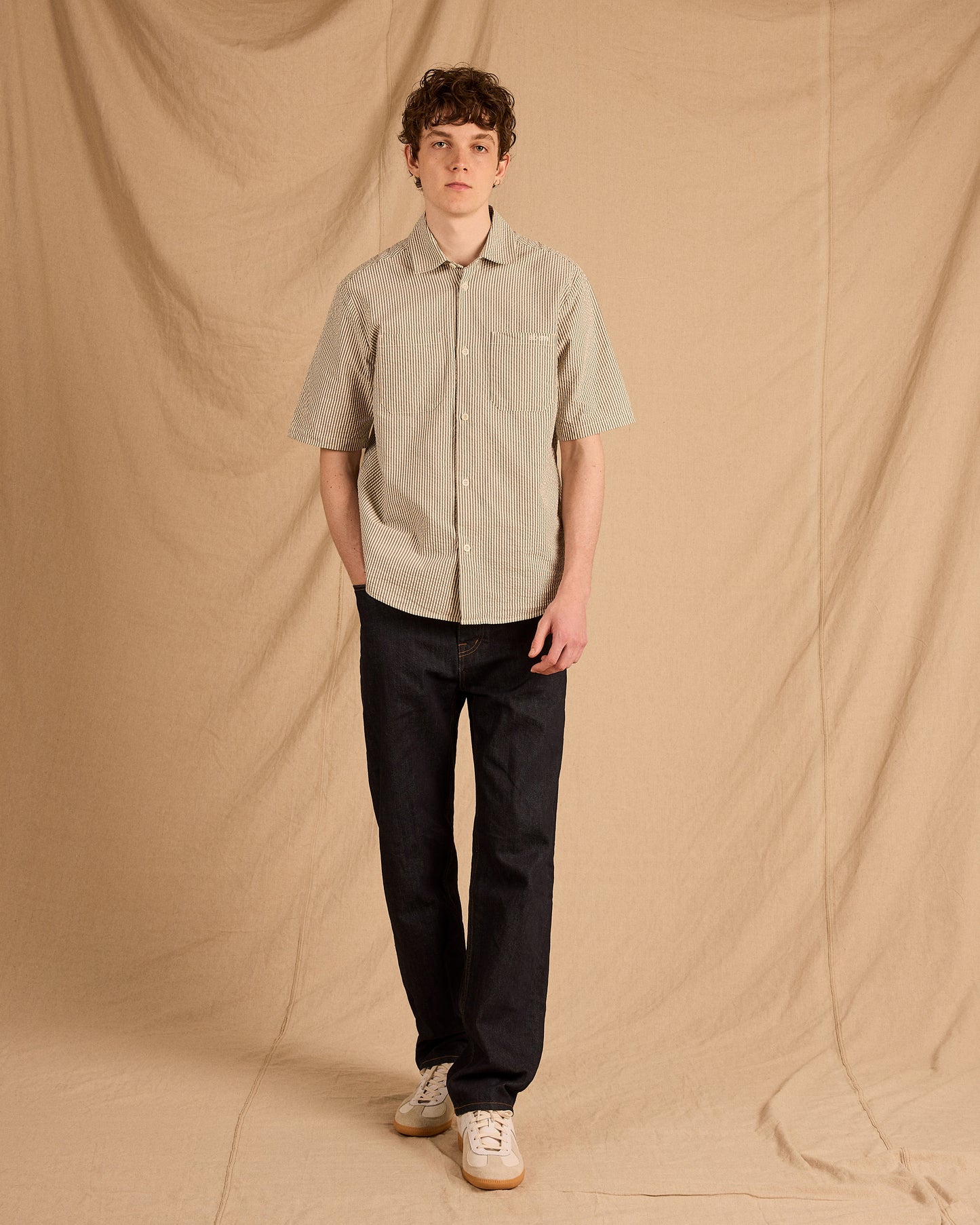 Derby Seersucker Shirt in Washed Navy