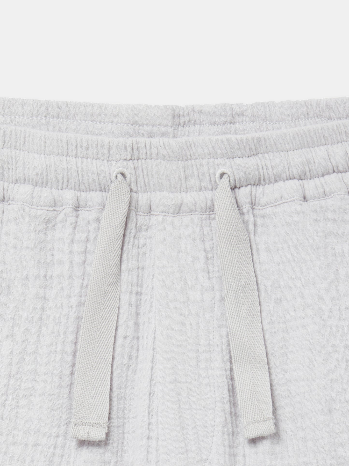 Crinkle Short in Light Grey